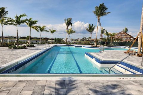House in North Fort Myers, Florida 3 bedrooms, 193.98 sq.m. № 1719596 - photo 30
