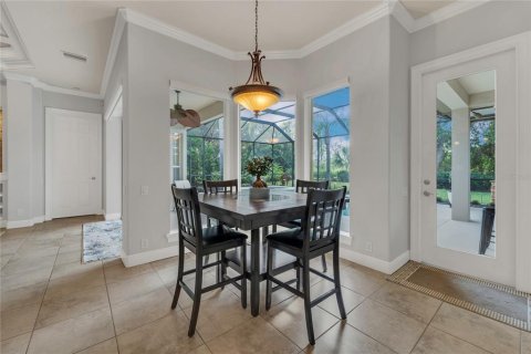 House in Land O' Lakes, Florida 3 bedrooms, 240.71 sq.m. № 1658313 - photo 13