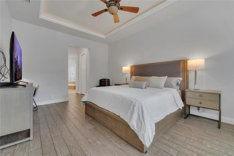 House in Land O' Lakes, Florida 3 bedrooms, 240.71 sq.m. № 1658313 - photo 21