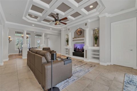 House in Land O' Lakes, Florida 3 bedrooms, 240.71 sq.m. № 1658313 - photo 5