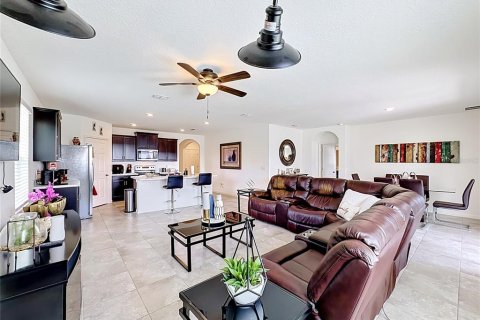 Casa en venta en Saint Lucie, Florida, 4 dormitorios, 178 m2 № 2213427 - foto 10
