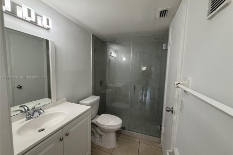 Copropriété à louer à Miami, Floride: 1 chambre, 78.97 m2 № 1976609 - photo 20
