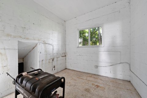 House in Homestead, Florida 4 bedrooms, 140.47 sq.m. № 1838647 - photo 5