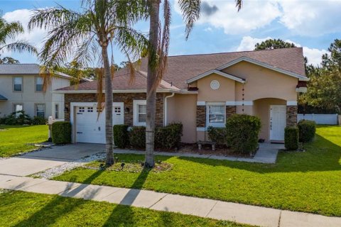 Casa en alquiler en Kissimmee, Florida, 3 dormitorios, 149.85 m2 № 1908193 - foto 26