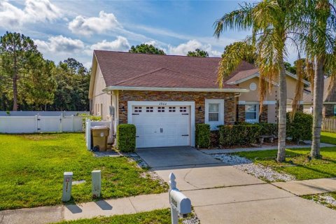 Casa en alquiler en Kissimmee, Florida, 3 dormitorios, 149.85 m2 № 1908193 - foto 25