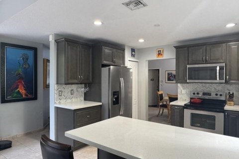 Villa ou maison à vendre à Cooper City, Floride: 4 chambres, 238.94 m2 № 2082264 - photo 9
