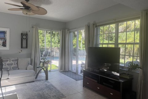 Villa ou maison à vendre à Cooper City, Floride: 4 chambres, 238.94 m2 № 2082264 - photo 7