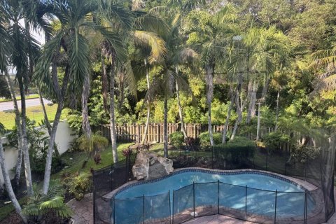 Villa ou maison à vendre à Cooper City, Floride: 4 chambres, 238.94 m2 № 2082264 - photo 3