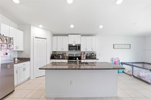 Casa en venta en Plant City, Florida, 4 dormitorios, 179.77 m2 № 2222687 - foto 8