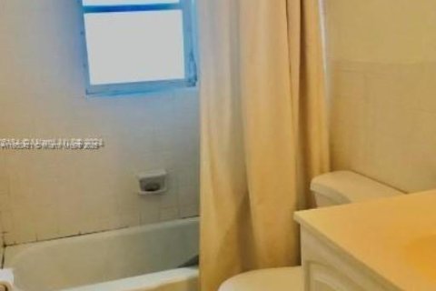 Condominio en venta en Lake Worth, Florida, 2 dormitorios, 77.39 m2 № 1981574 - foto 6