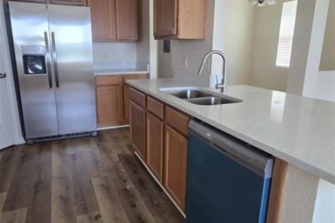Townhouse in Winter Garden, Florida 3 bedrooms, 157.84 sq.m. № 1810166 - photo 4