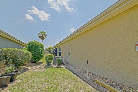 House in Summerfield, Florida 3 bedrooms, 159.61 sq.m. № 1740993 - photo 26