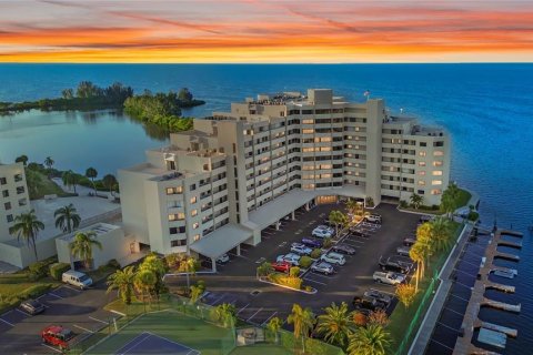 Condo à Hudson, Floride, 2 chambres  № 2291376