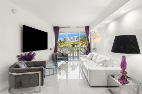 Condominio en venta en Aventura, Florida, 2 dormitorios, 114.27 m2 № 2260169 - foto 7