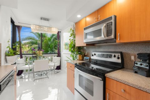 Condominio en venta en Aventura, Florida, 2 dormitorios, 114.27 m2 № 2260169 - foto 4