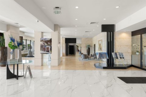 Condominio en venta en Aventura, Florida, 2 dormitorios, 114.27 m2 № 2260169 - foto 27