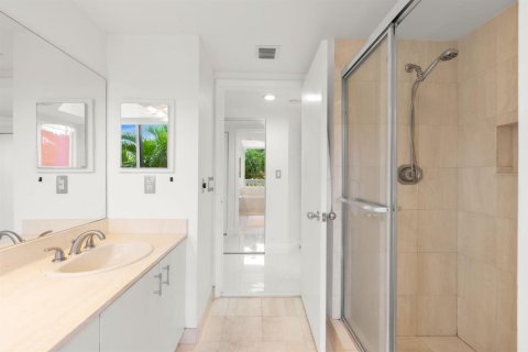 Condominio en venta en Aventura, Florida, 2 dormitorios, 114.27 m2 № 2260169 - foto 17