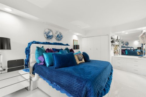 Condominio en venta en Aventura, Florida, 2 dormitorios, 114.27 m2 № 2260169 - foto 19