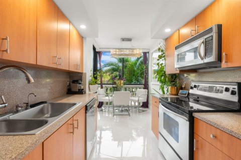 Condominio en venta en Aventura, Florida, 2 dormitorios, 114.27 m2 № 2260169 - foto 5