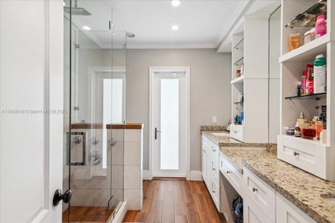 Купить виллу или дом в Хомстед, Флорида 6 спален, 209.03м2, № 1895316 - фото 18