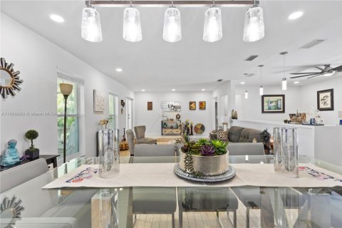 Casa en venta en Palmetto Bay, Florida, 4 dormitorios, 235.88 m2 № 1878892 - foto 7