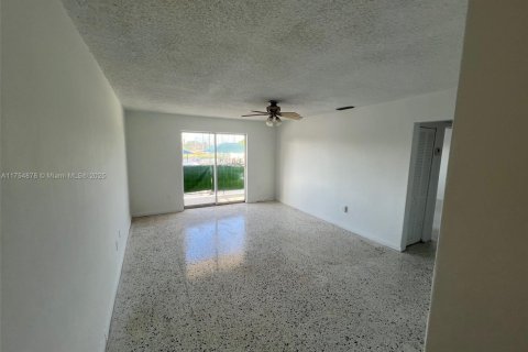 Villa ou maison à Hialeah, Floride 2 chambres, 78.97 m2 № 2089252