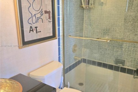 Condominio en venta en Hollywood, Florida, 1 dormitorio, 78.41 m2 № 2033415 - foto 13