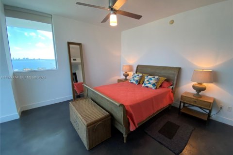 Condominio en alquiler en North Bay Village, Florida, 2 dormitorios, 162.86 m2 № 1988040 - foto 25