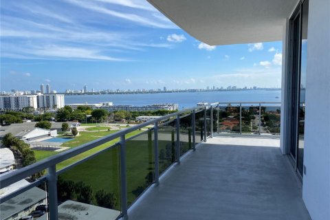 Condominio en alquiler en North Bay Village, Florida, 2 dormitorios, 162.86 m2 № 1988040 - foto 28