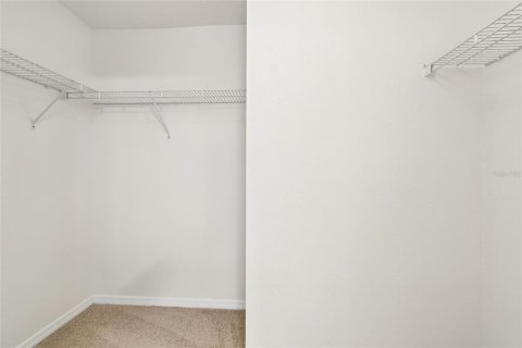 Townhouse in Riverview, Florida 3 bedrooms, 143.72 sq.m. № 2157674 - photo 28