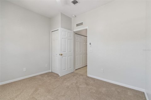 Townhouse in Riverview, Florida 3 bedrooms, 143.72 sq.m. № 2157674 - photo 12