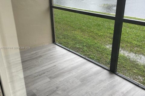 Copropriété à louer à Oakland Park, Floride: 1 chambre, 69.68 m2 № 2169390 - photo 11