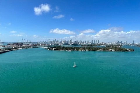 Appartement à louer à Miami Beach, Floride: 2 chambres, 100.15 m2 № 1864725 - photo 1