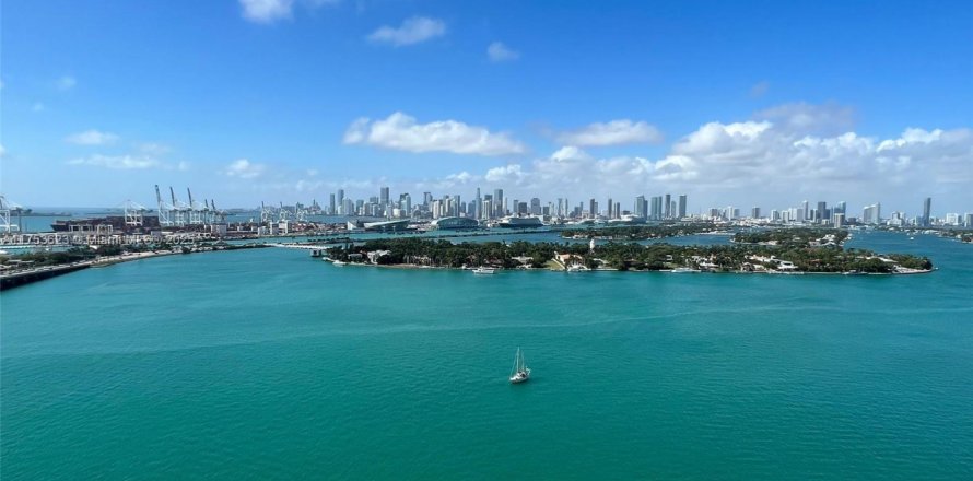 Appartement à Miami Beach, Floride 2 chambres, 100.15 m2 № 1864725
