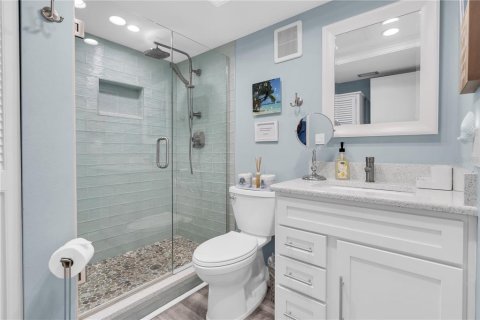 Condo in Treasure Island, Florida, 2 bedrooms  № 1602067 - photo 15