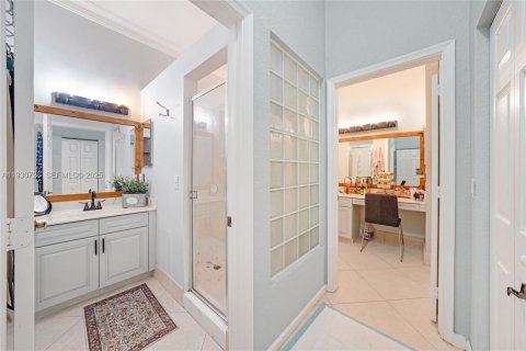 Villa ou maison à vendre à Pembroke Pines, Floride: 4 chambres, 275.46 m2 № 1989476 - photo 29