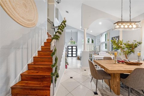 Villa ou maison à vendre à Pembroke Pines, Floride: 4 chambres, 275.46 m2 № 1989476 - photo 10