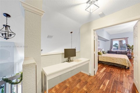 Villa ou maison à vendre à Pembroke Pines, Floride: 4 chambres, 275.46 m2 № 1989476 - photo 25