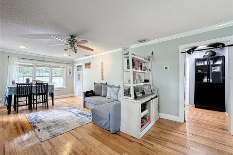 Villa ou maison à louer à Altamonte Springs, Floride: 2 chambres, 81.38 m2 № 1901524 - photo 12