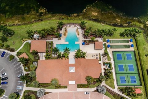 House in Naples, Florida 5 bedrooms, 300.45 sq.m. № 2258526 - photo 11