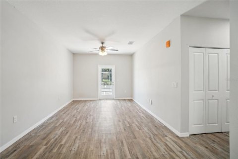 Appartement à louer à Tampa, Floride: 2 chambres, 93.65 m2 № 2105895 - photo 8