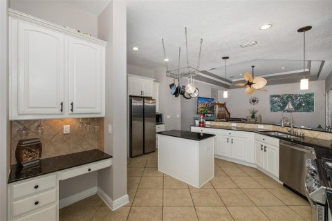 House in Trinity, Florida 4 bedrooms, 293.57 sq.m. № 1840375 - photo 22