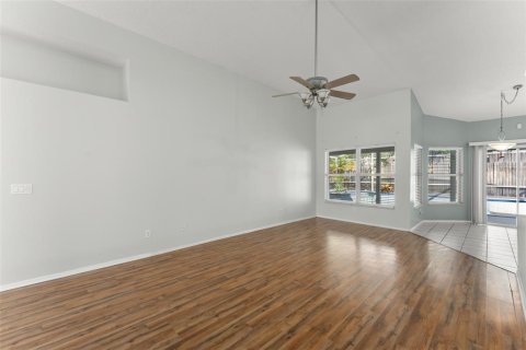Villa ou maison à vendre à Ocoee, Floride: 4 chambres, 185.06 m2 № 2421664 - photo 6