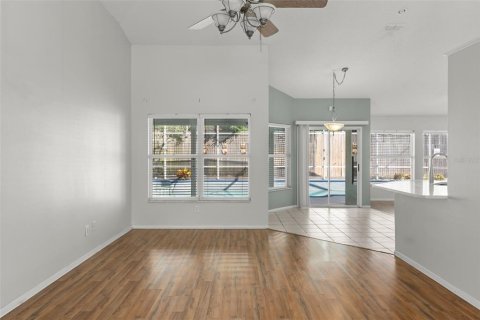 Villa ou maison à vendre à Ocoee, Floride: 4 chambres, 185.06 m2 № 2421664 - photo 8