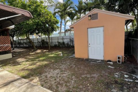 Casa en venta en Miramar, Florida, 4 dormitorios, 163.69 m2 № 2000679 - foto 23