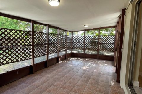 Casa en venta en Miramar, Florida, 4 dormitorios, 163.69 m2 № 2000679 - foto 20