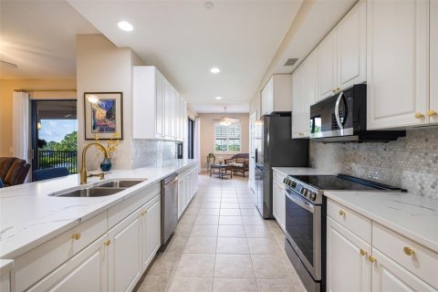 Copropriété à vendre à Punta Gorda, Floride: 2 chambres, 166.11 m2 № 2137775 - photo 16