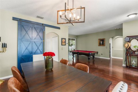 House in Minneola, Florida 5 bedrooms, 256.41 sq.m. № 2321226 - photo 11