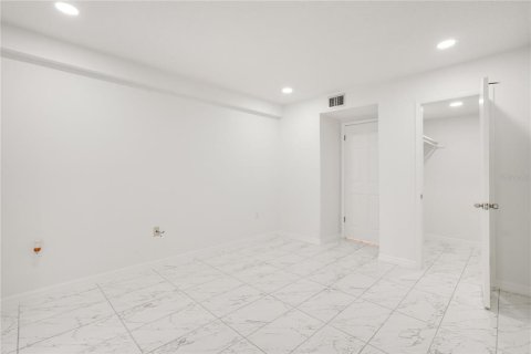 Condo in Bradenton, Florida, 1 bedroom № 2109709 - photo 21
