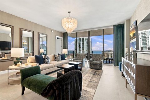 Copropriété à vendre à Saint Petersburg, Floride: 2 chambres, 179.77 m2 № 2400142 - photo 8
